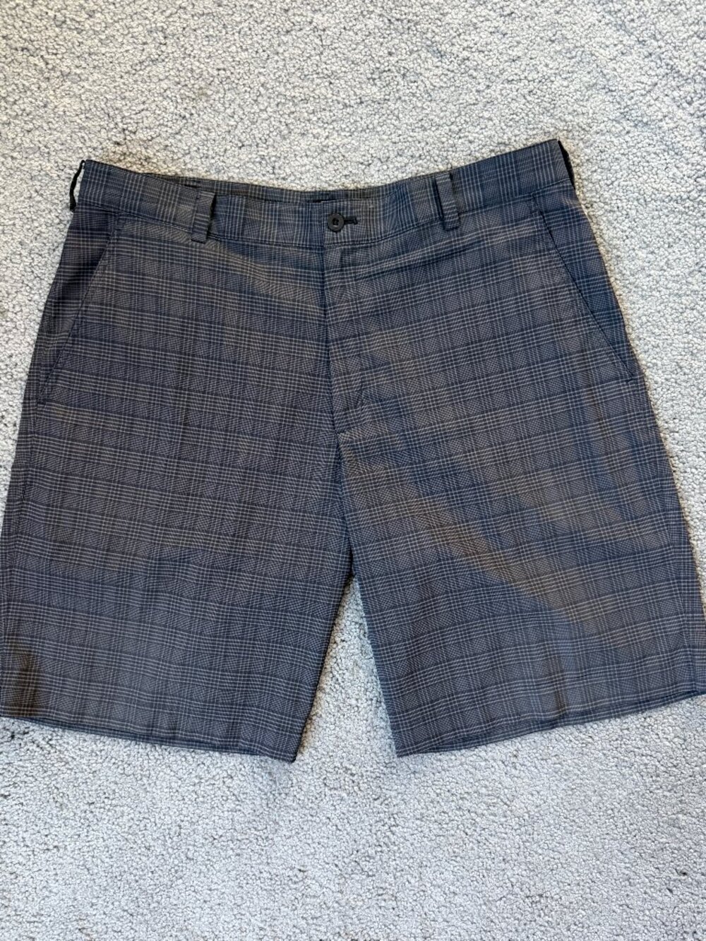 Nike Golf Dri-FIT Plaid Shorts Men’s Size 36 Gray Black Chino - Excellent Cond.